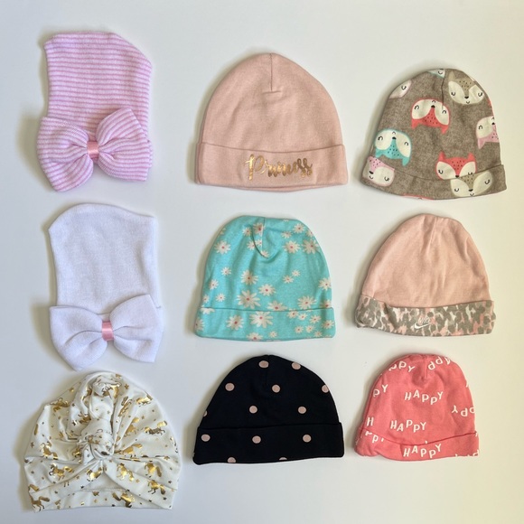 Gerber Other - Lot of 9 Infant/Baby Girl Beanies💕